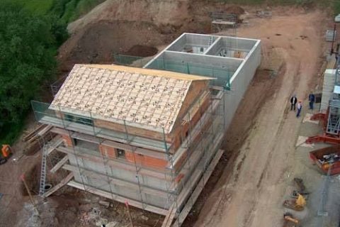 生物滤池通常采用什么通风
